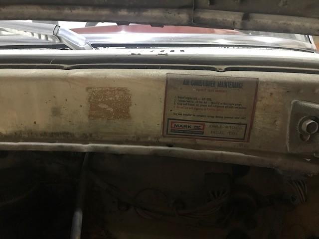 Ford F-100 Vehicle Full-screen Gallery Image 17