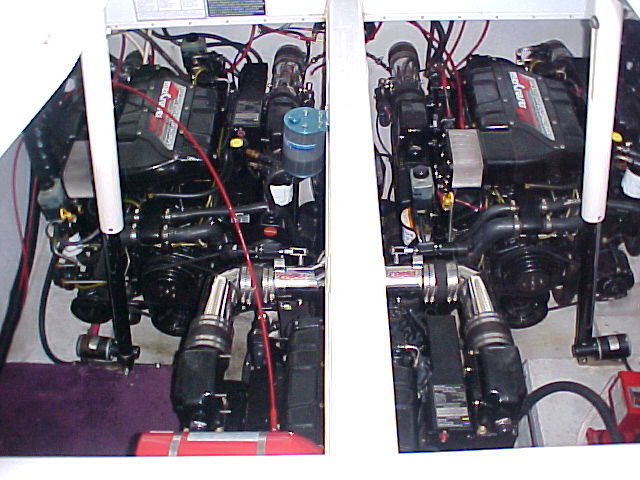 Baja 420 Special Vehicle Full-screen Gallery Image 05