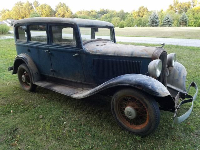 Plymouth   Vehicle Full-screen Gallery Image 04