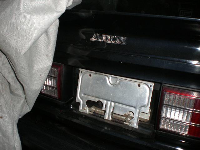 AMC AMX Vehicle Full-screen Gallery Image 04