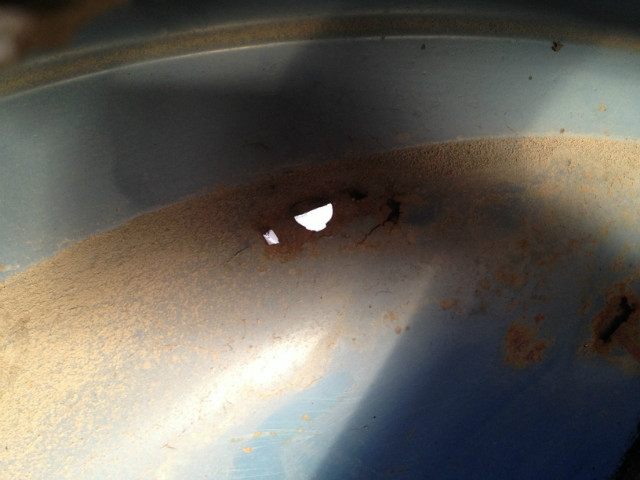 Plymouth PB Coupe Vehicle Full-screen Gallery Image 26