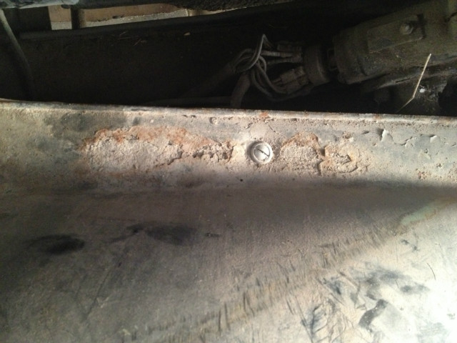 Plymouth PB Coupe Vehicle Full-screen Gallery Image 29