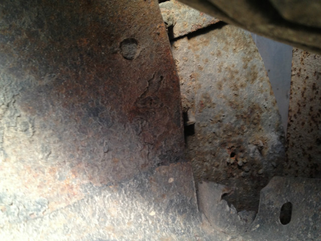 Plymouth PB Coupe Vehicle Full-screen Gallery Image 30