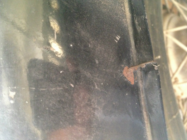 Plymouth PB Coupe Vehicle Full-screen Gallery Image 31