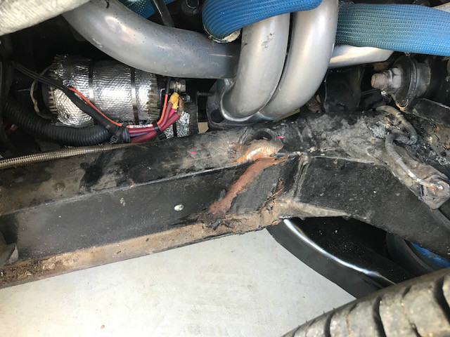 Chevrolet Deluxe Vehicle Full-screen Gallery Image 10