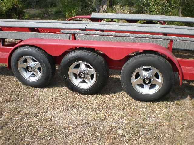 Boat Trailer - 42 Foot Vehicle Full-screen Gallery Image 02