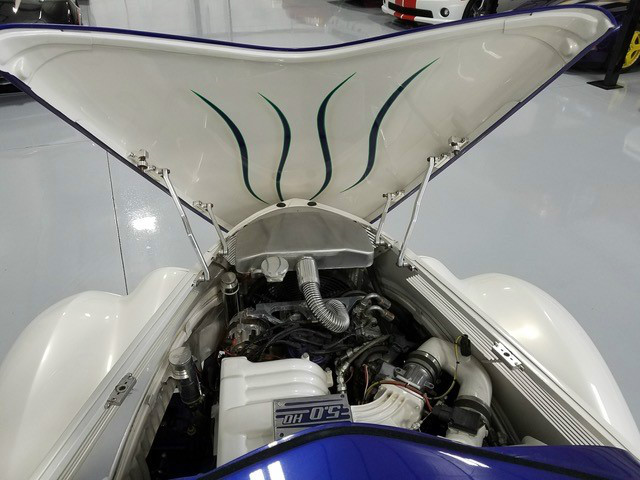 Ford Convertible Sedan Vehicle Full-screen Gallery Image 15