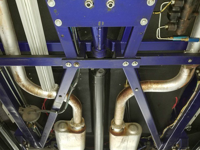 Ford Convertible Sedan Vehicle Full-screen Gallery Image 17