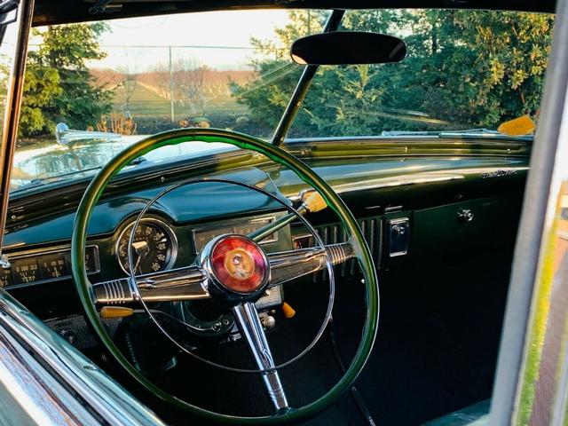 Other  Vehicle Full-screen Gallery Image 09