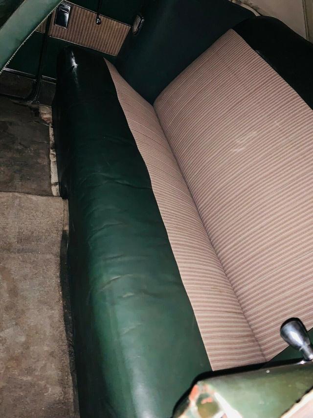 Other  Vehicle Full-screen Gallery Image 15