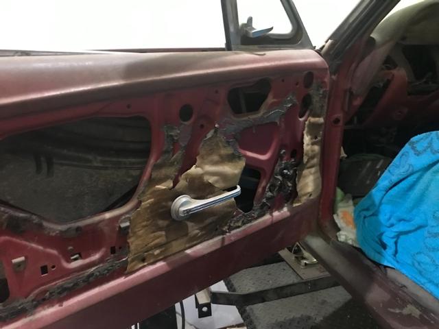 Ford Mustang Vehicle Full-screen Gallery Image 13