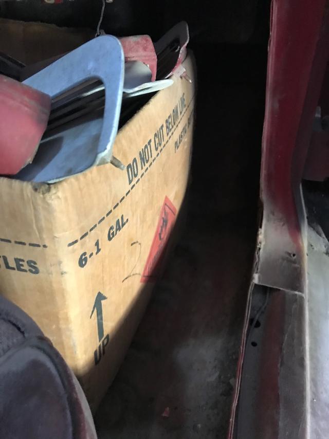 Ford Mustang Vehicle Full-screen Gallery Image 32