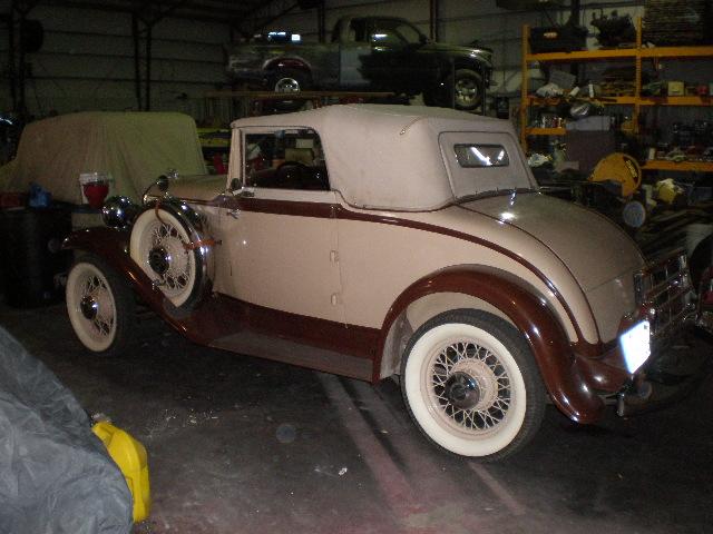 Plymouth PB Convertible Coupe Vehicle Full-screen Gallery Image 03