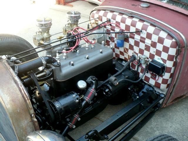 Ford 1/2 Ton Trucks Vehicle Full-screen Gallery Image 05