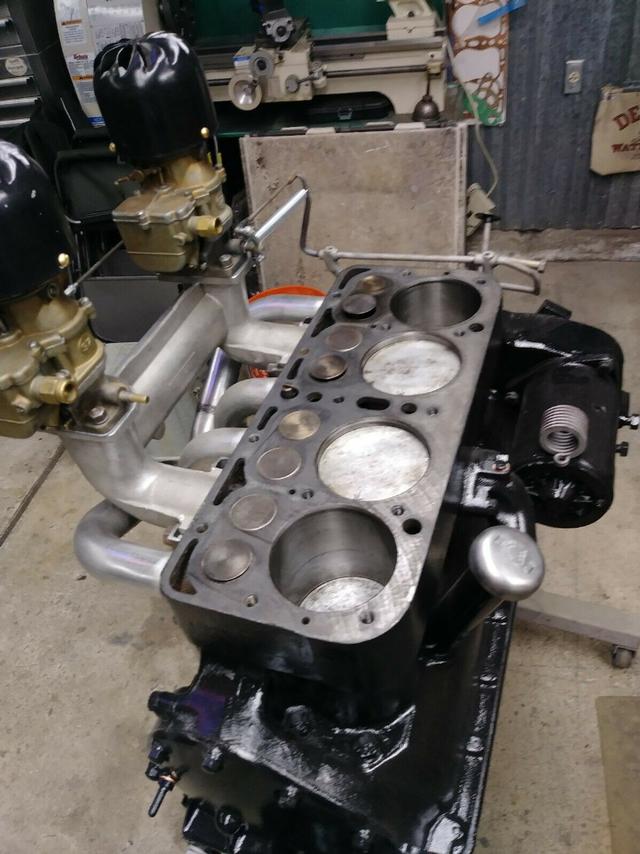 Ford 1/2 Ton Trucks Vehicle Full-screen Gallery Image 06