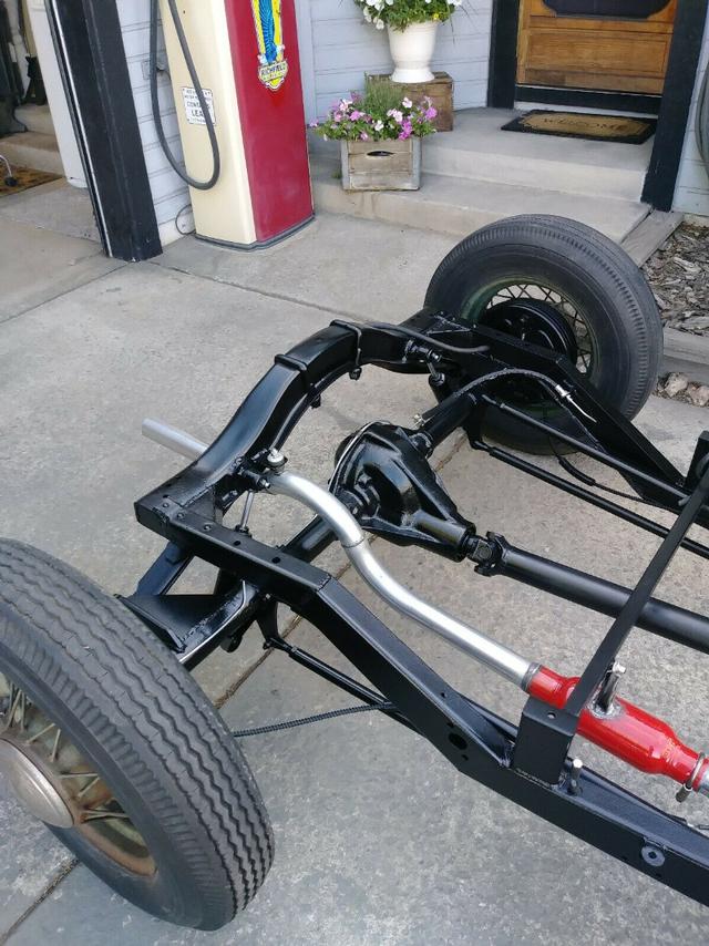 Ford 1/2 Ton Trucks Vehicle Full-screen Gallery Image 08