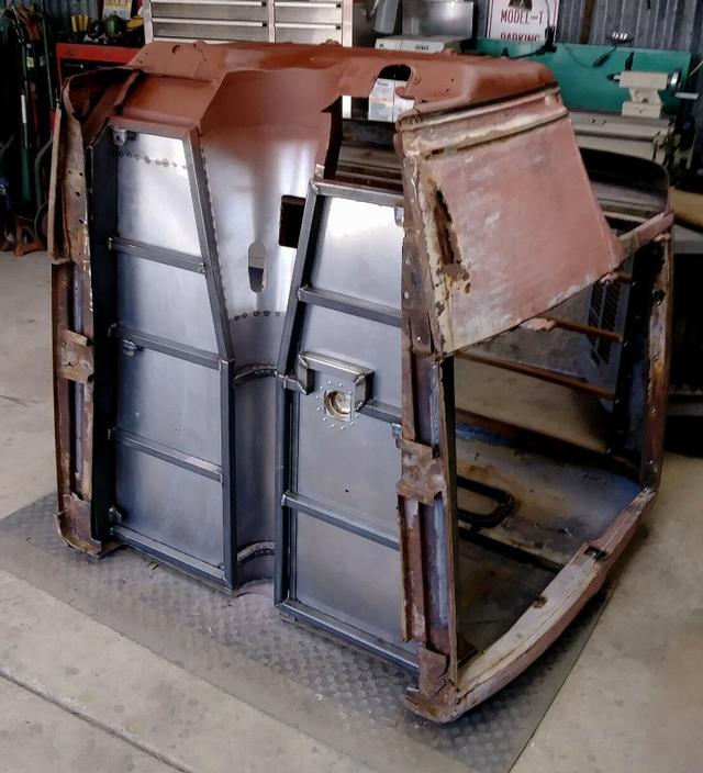 Ford 1/2 Ton Trucks Vehicle Full-screen Gallery Image 21