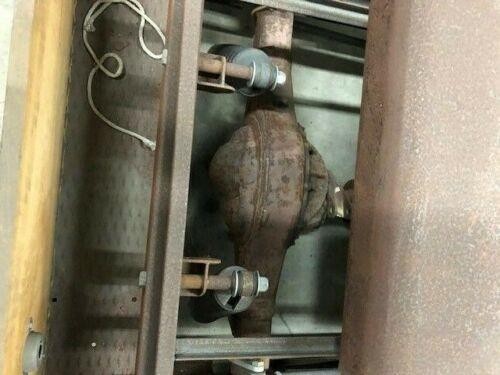 Ford 1/2 Ton Trucks Vehicle Full-screen Gallery Image 06