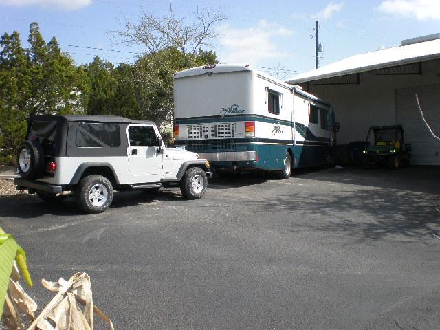 American Eagle 39AF Vehicle Full-screen Gallery Image 03