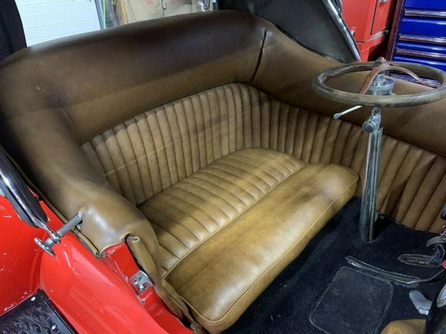 Ford Model T Vehicle Full-screen Gallery Image 09