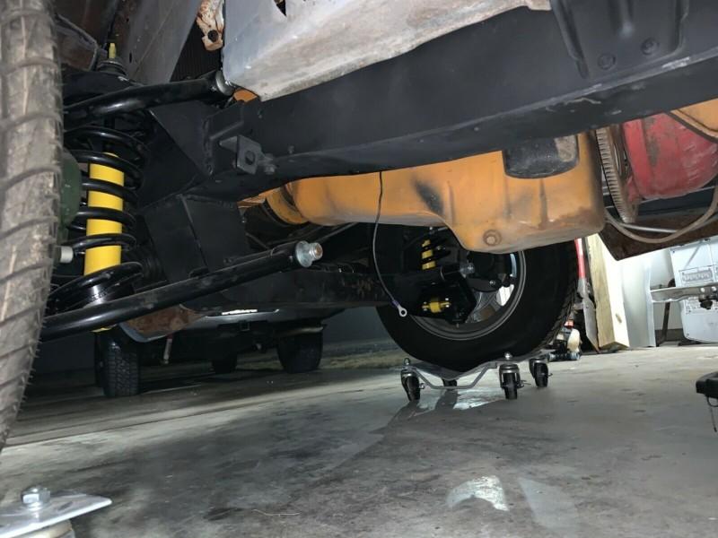 Chevrolet Deluxe Vehicle Full-screen Gallery Image 09