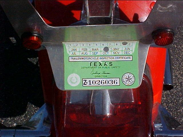 Harley-Davidson FLH Electra Glide Vehicle Full-screen Gallery Image 05