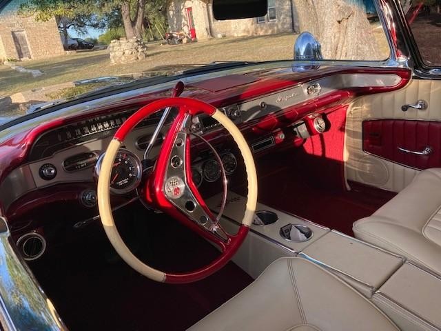 Chevrolet Impala Vehicle Full-screen Gallery Image 10