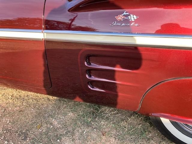 Chevrolet Impala Vehicle Full-screen Gallery Image 22