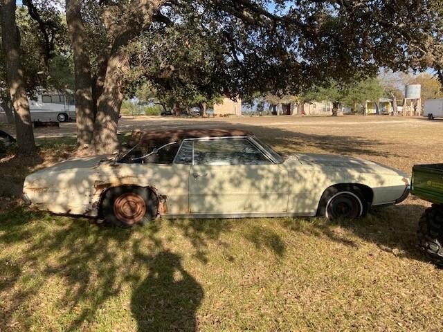 Ford Thunderbird Vehicle Full-screen Gallery Image 03