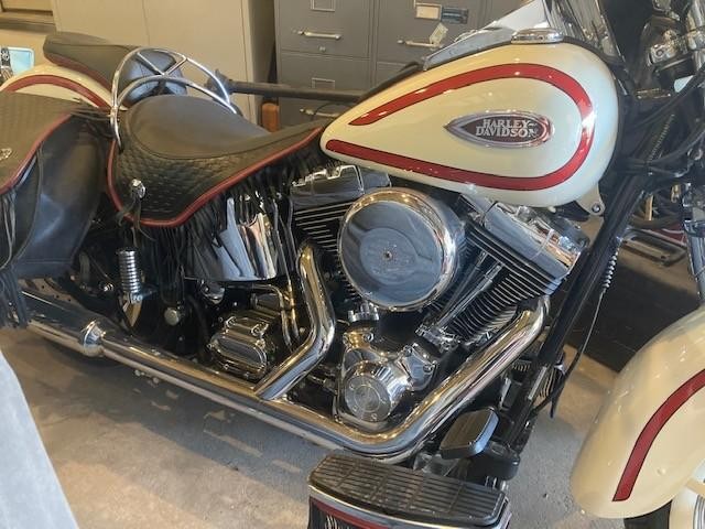 1997 Harley-Davidson FLSTS red/white at CarsBikesBoats.com in Round Mountain TX