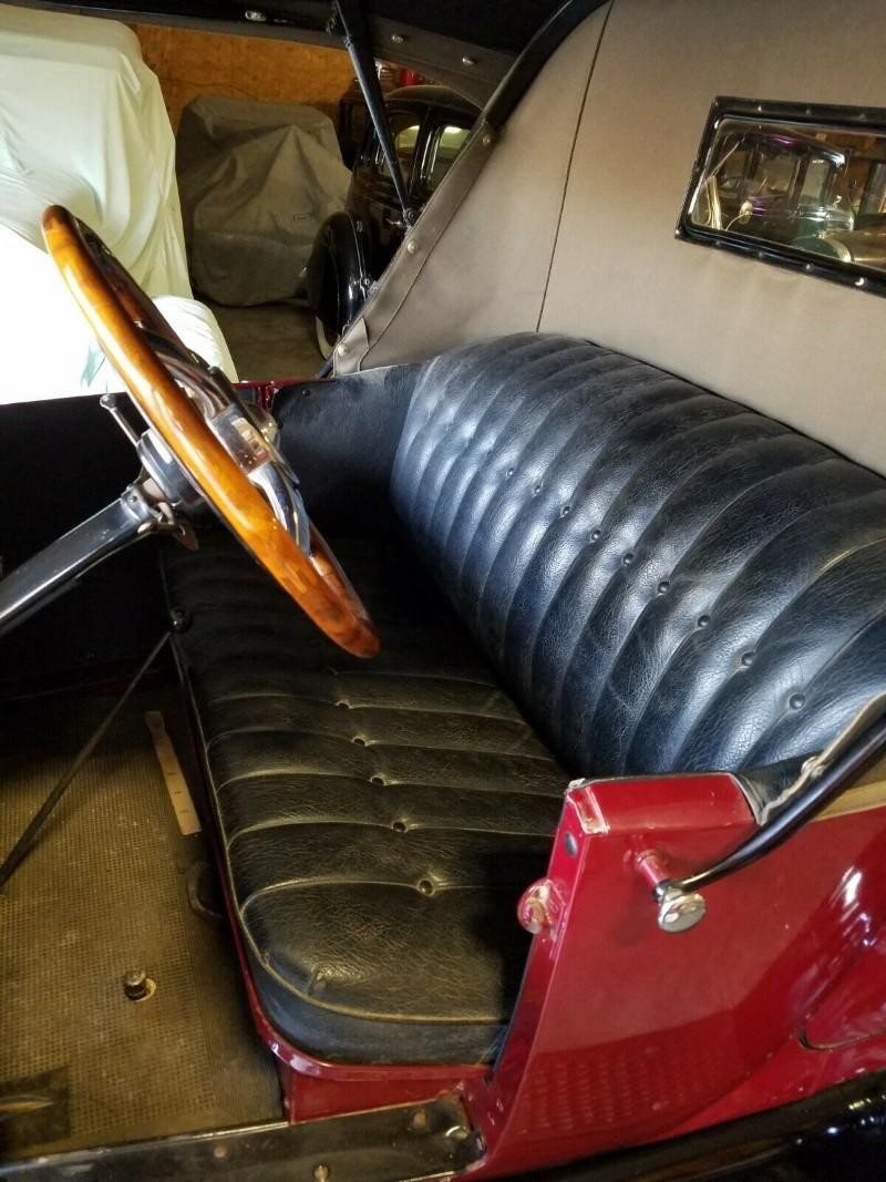 Ford T Roadster Vehicle Full-screen Gallery Image 11