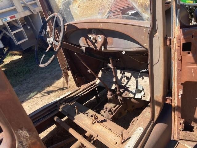 Ford Model A Vehicle Full-screen Gallery Image 10