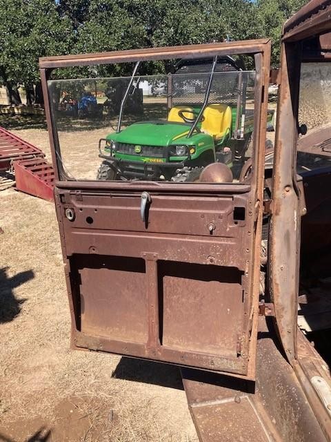 Ford Model A Vehicle Full-screen Gallery Image 14