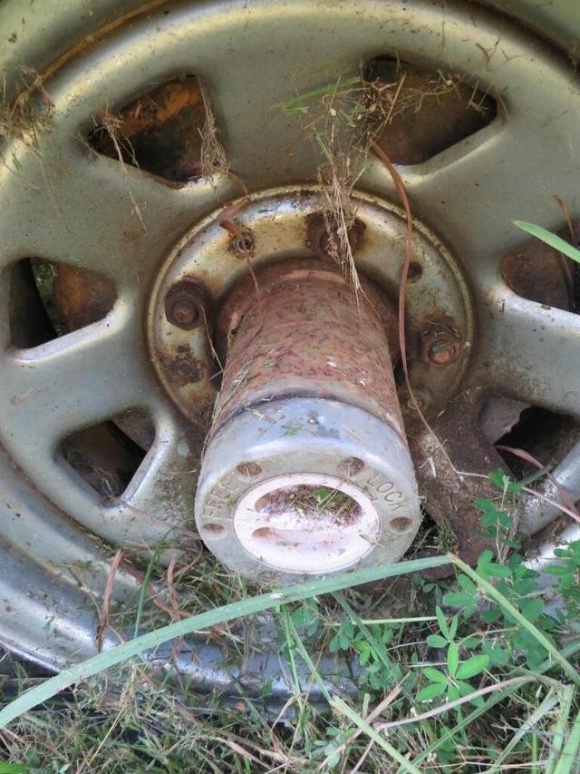 Ford Bronco Vehicle Full-screen Gallery Image 22