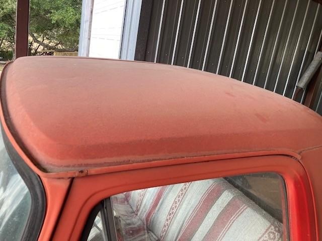 Ford F-100 Vehicle Full-screen Gallery Image 18