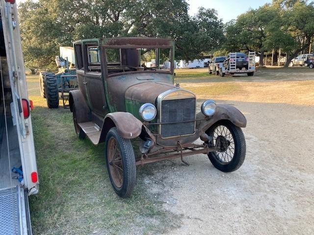 Ford T Vehicle Full-screen Gallery Image 08