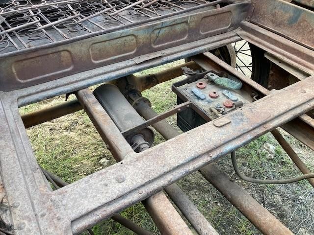 Ford T Vehicle Full-screen Gallery Image 17