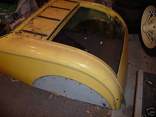 Chrysler Model 50 Roadster Vehicle Full-screen Gallery Image 04