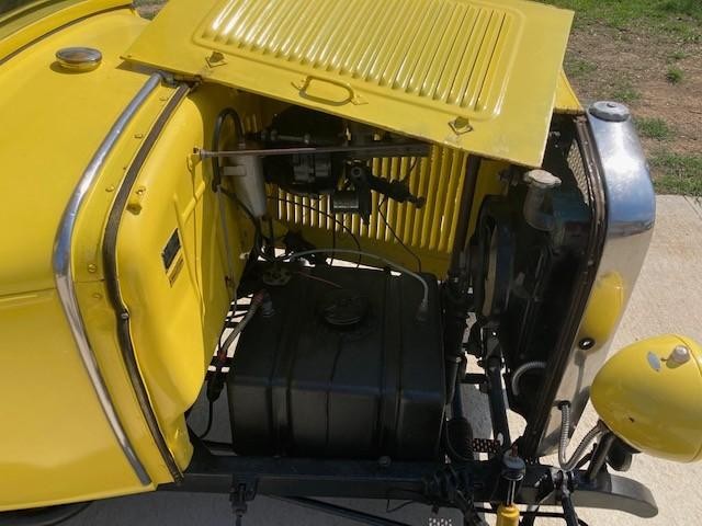 Ford  Vehicle Full-screen Gallery Image 12