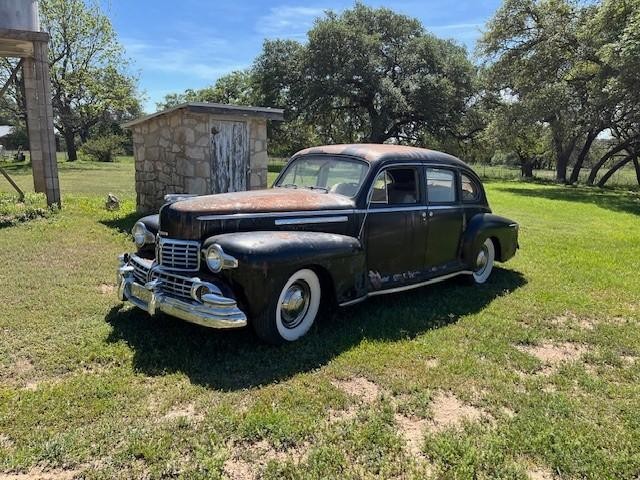 Lincoln  Vehicle Full-screen Gallery Image 06