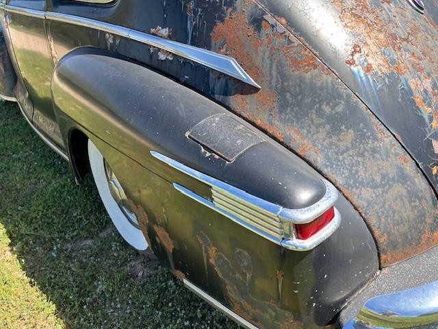 Lincoln  Vehicle Full-screen Gallery Image 12