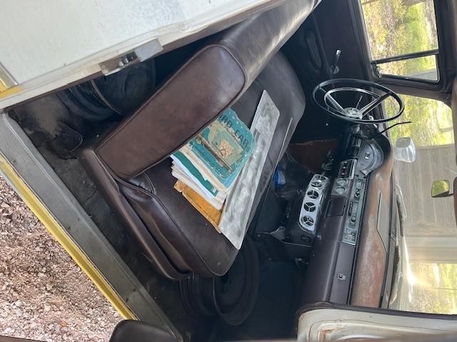 Ford   Vehicle Full-screen Gallery Image 04