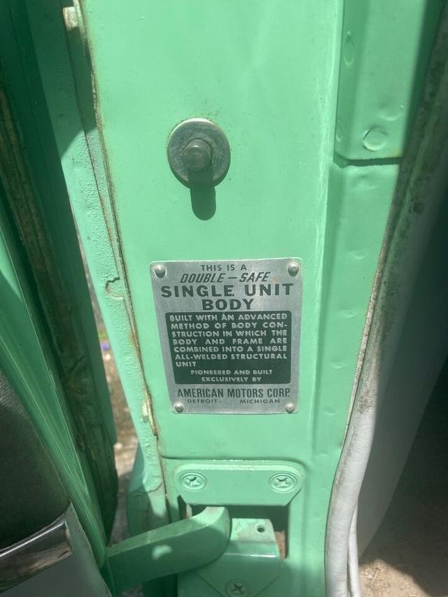 AMC   Vehicle Full-screen Gallery Image 18