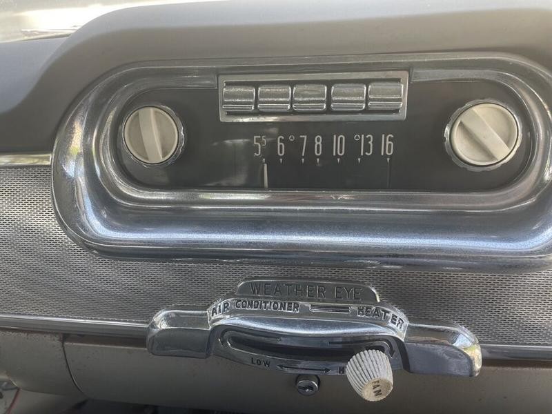 AMC   Vehicle Full-screen Gallery Image 14