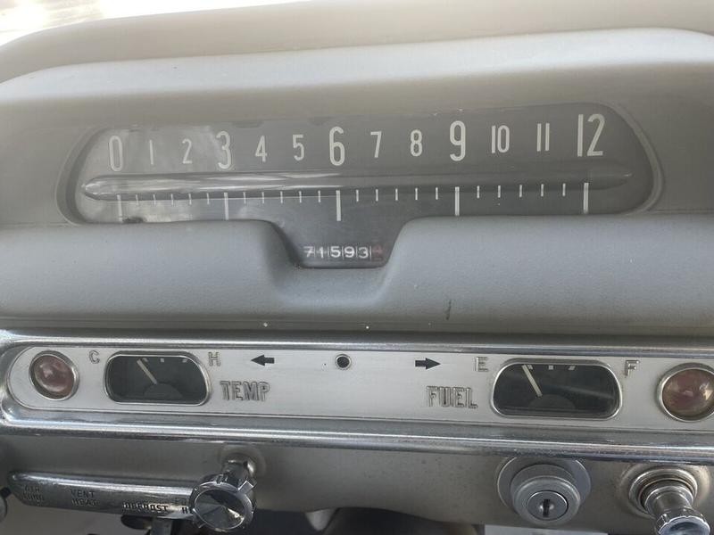 AMC   Vehicle Full-screen Gallery Image 15