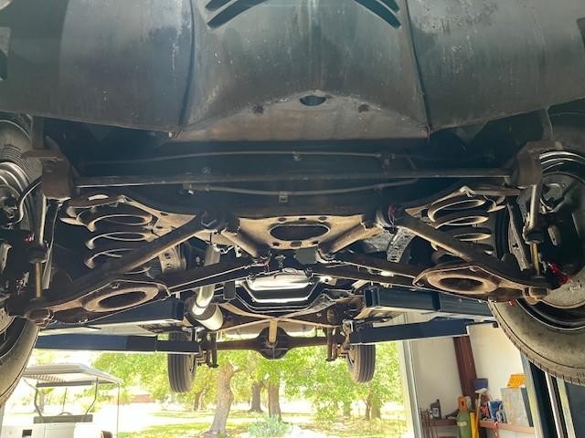 Pontiac   Vehicle Full-screen Gallery Image 08