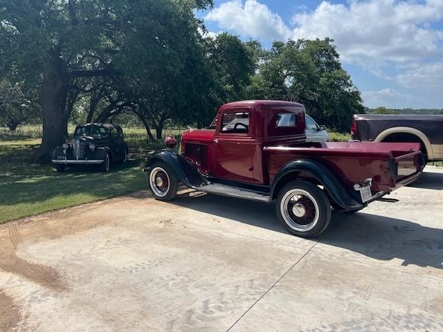 Dodge KC Vehicle Full-screen Gallery Image 03