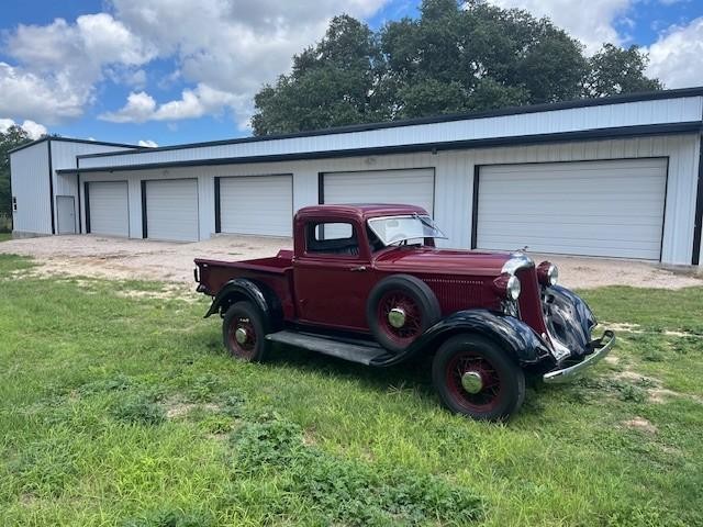 Dodge KC Vehicle Full-screen Gallery Image 04