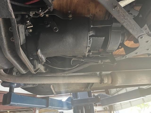 Dodge KC Vehicle Full-screen Gallery Image 09