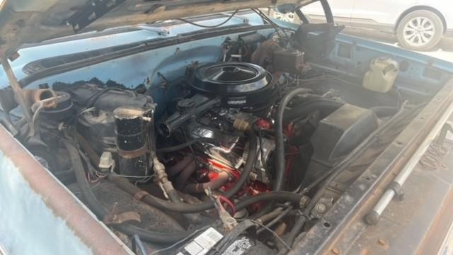 GMC Sierra C/K1500 Vehicle Full-screen Gallery Image 03